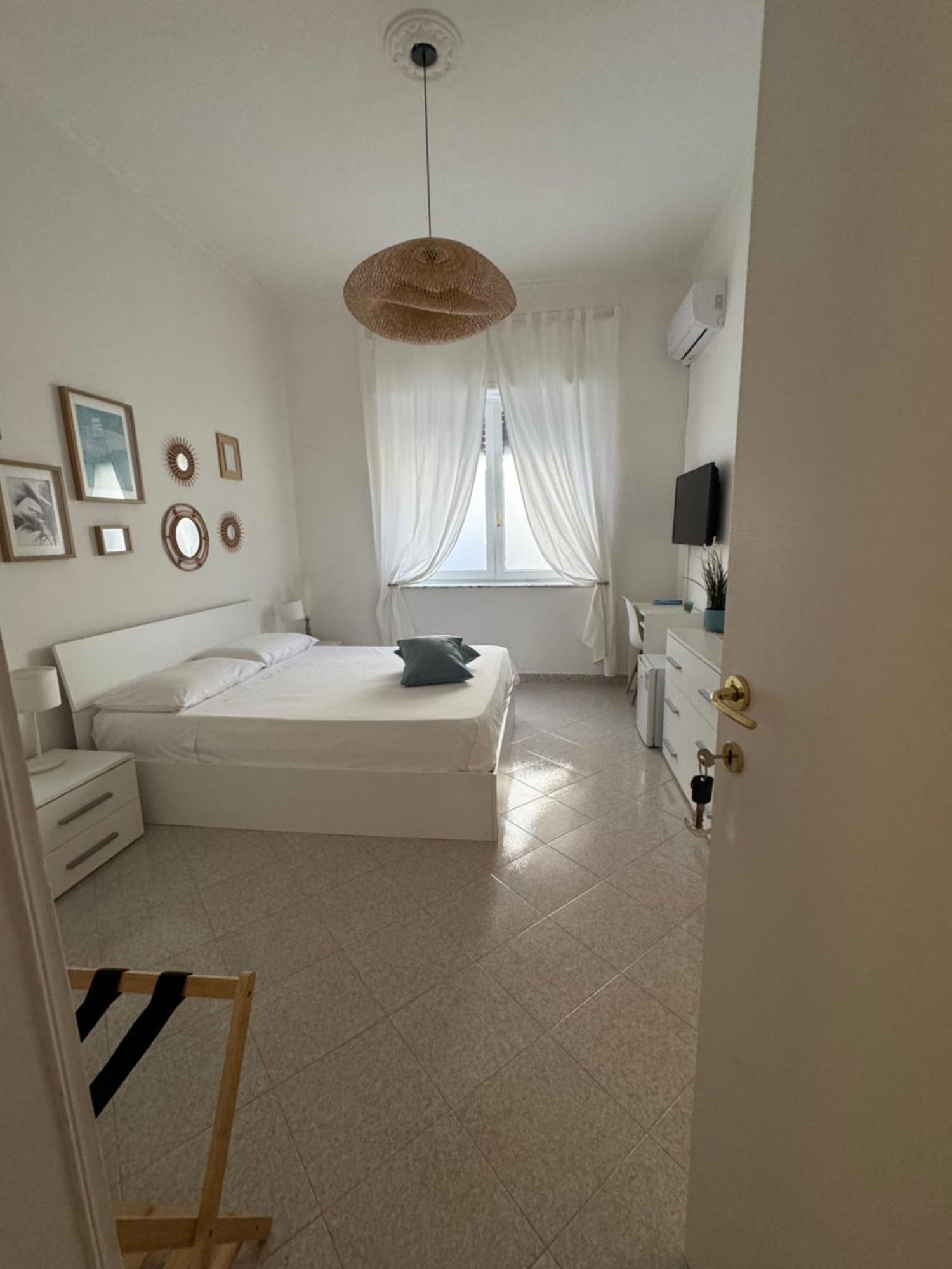 A Due Passi Dal Mare B&B Scalea Exterior foto